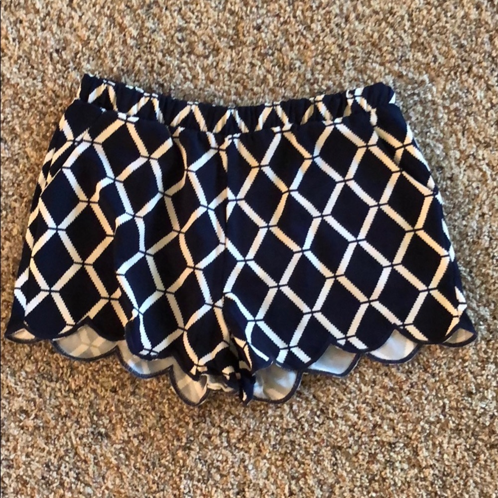 High Waisted Shorts with Scalloped Hem